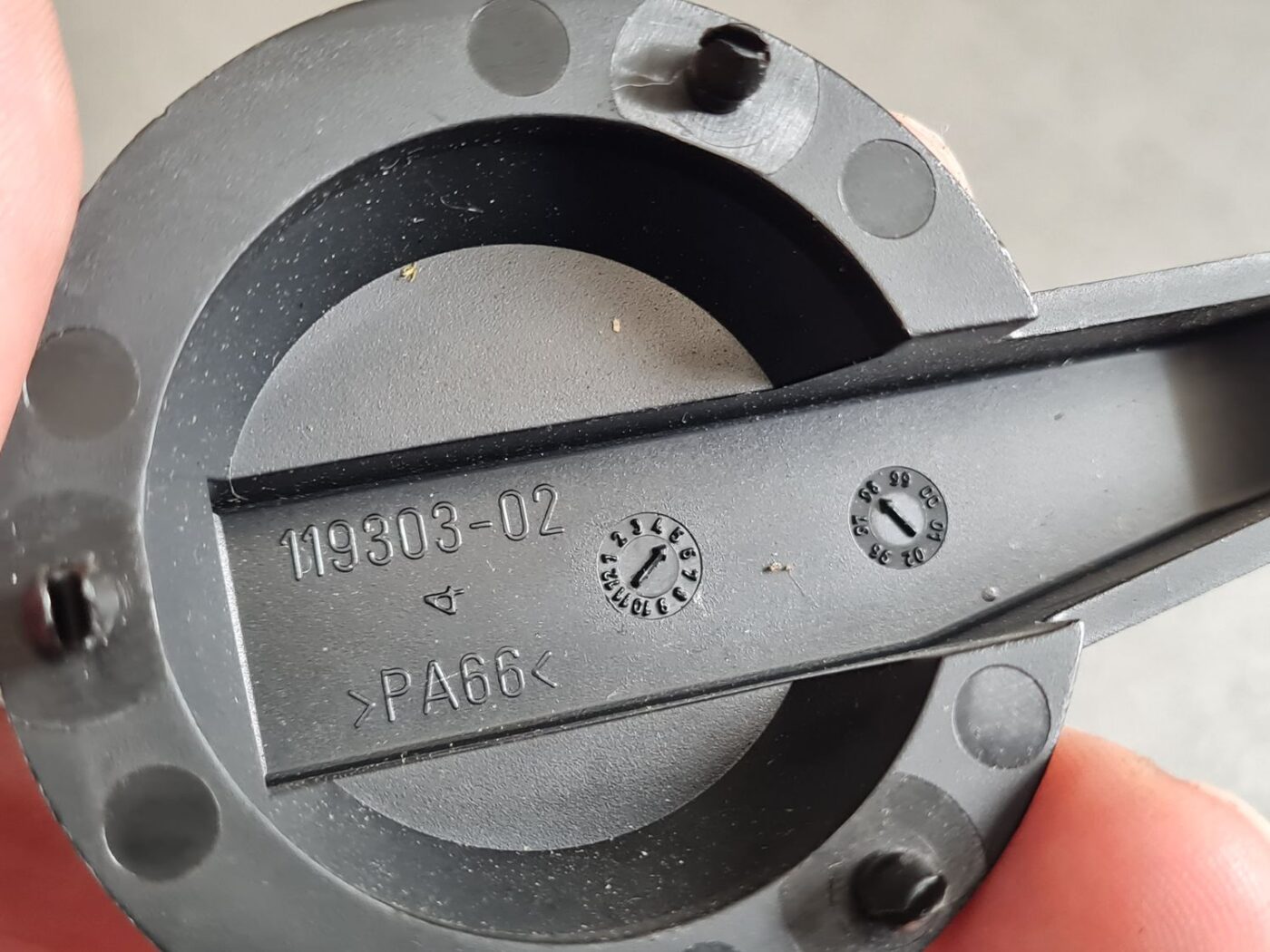 Salona plastmasa priekš VW GOLF IV 1999 4 Salona plastmasa priekš VW GOLF IV 1999