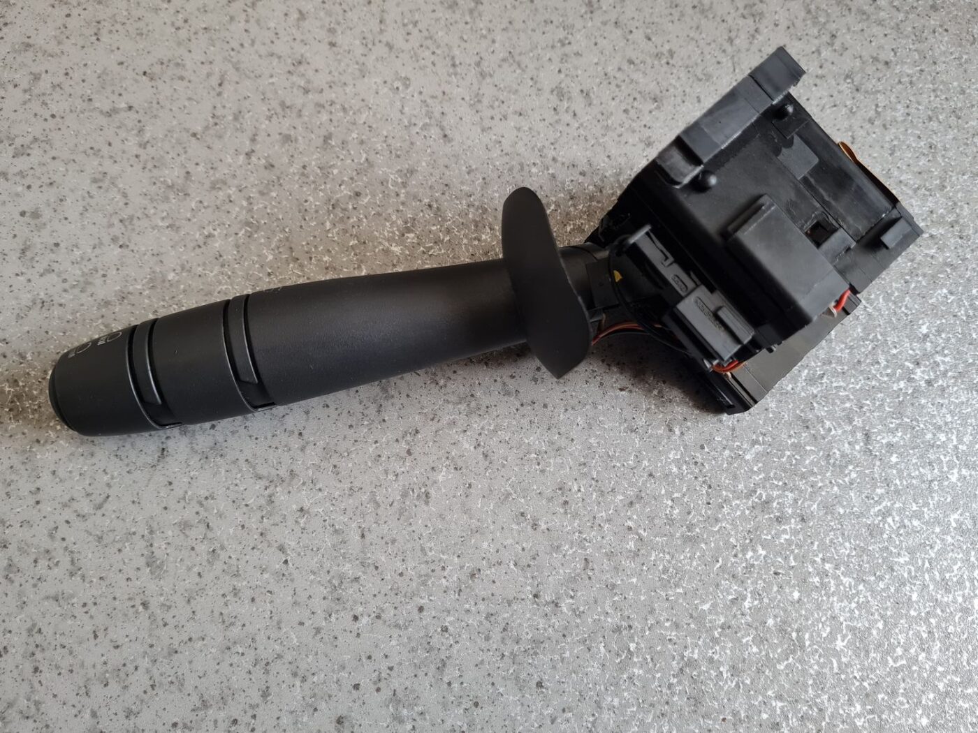 Pagrieziena rādītāju slēdzis priekš RENAULT ESPACE IV 2006 7 Pagrieziena rādītāju slēdzis priekš RENAULT ESPACE IV 2006