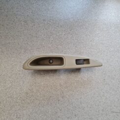 Pasažiera durvju slēdža pogas priekš NEW AND USED CAR SPARE PARTS