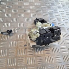 Priekšējo kreiso durvju slēdzene priekš VW PASSAT 2004 UNIVERSAL GREY