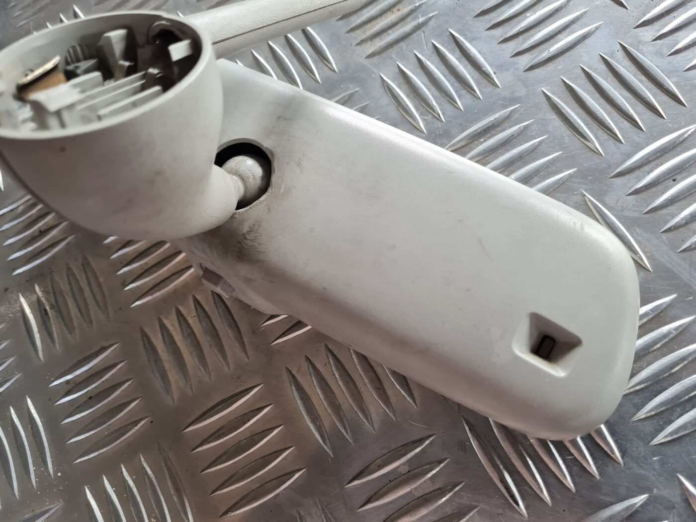 Salona atpakaļskata spogulis priekš VW PASSAT 2004 UNIVERSAL GREY 4 Salona atpakaļskata spogulis priekš VW PASSAT 2004 UNIVERSAL GREY