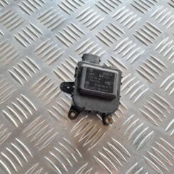 Apsildes sistēmas aktuators priekš VW PASSAT 2004 UNIVERSAL GREY