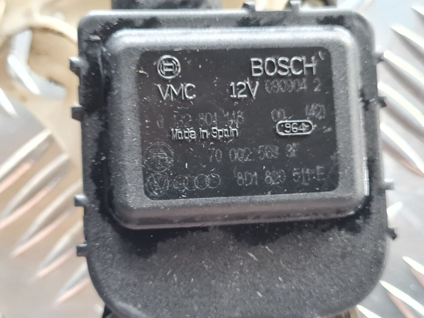 Apsildes sistēmas aktuators priekš VW PASSAT 2004 UNIVERSAL GREY 4 Apsildes sistēmas aktuators priekš VW PASSAT 2004 UNIVERSAL GREY