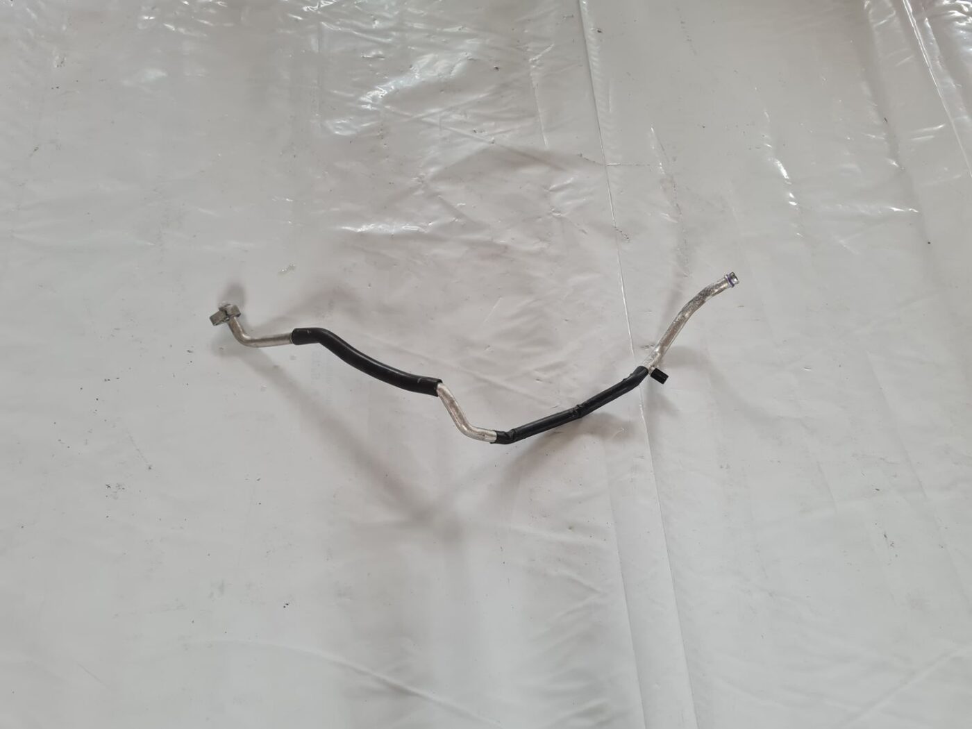 Gaisa kondicioniera caurule priekš VW PASSAT 2004 UNIVERSAL GREY