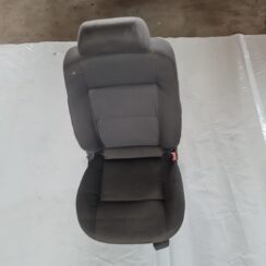 Priekšējais labais sēdeklis priekš VW PASSAT 2004 UNIVERSAL GREY