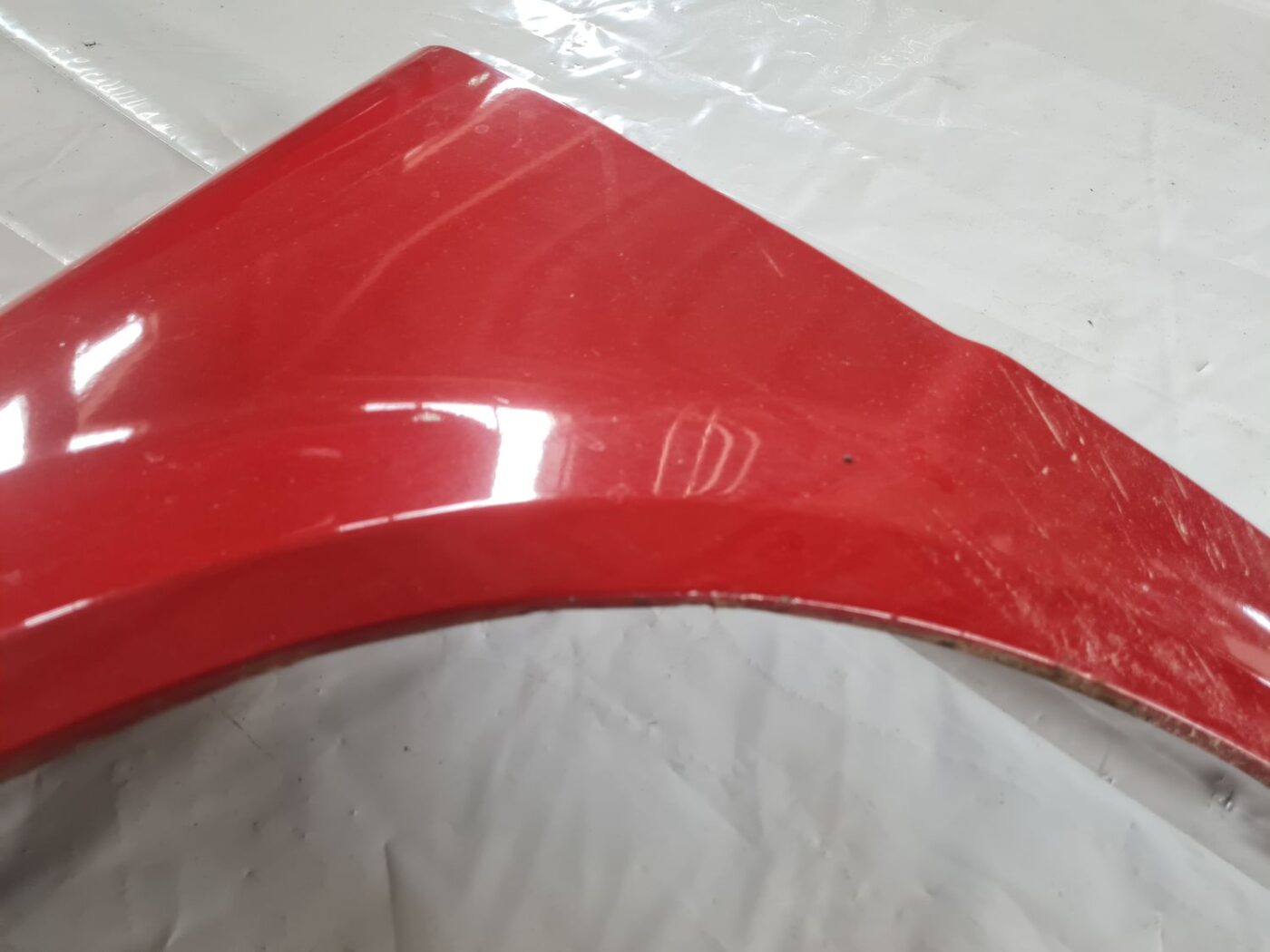 Priekšējais kreisais spārns priekš VW PASSAT 2004 UNIVERSAL GREY