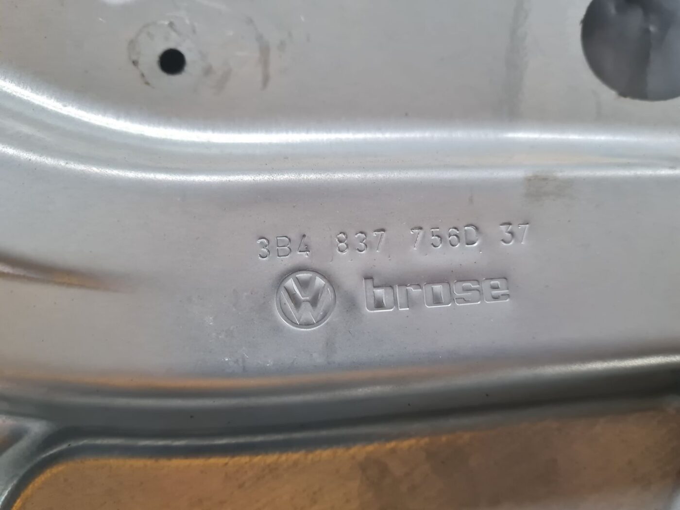 Stikla pacelšanas mehānisma panele priekš VW PASSAT 2004 UNIVERSAL GREY