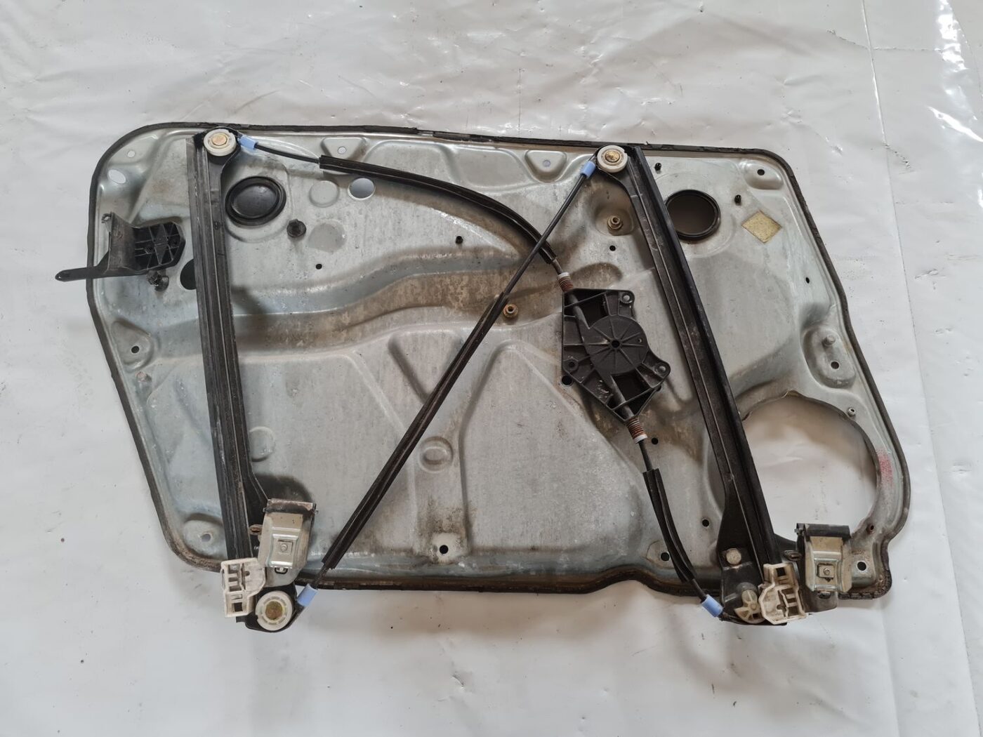 Stikla pacelšanas mehānisma panele priekš VW PASSAT 2004 UNIVERSAL GREY