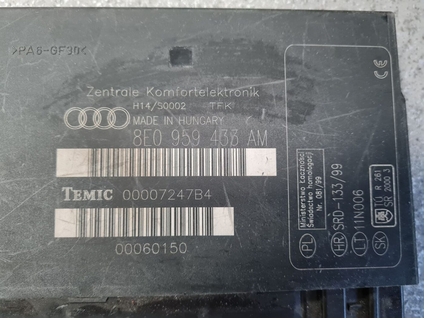 Komforta vadības bloks priekš AUDI A4 2008 AVANT 2 Komforta vadības bloks priekš AUDI A4 2008 AVANT