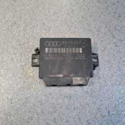 Parkošanās devēju vadības bloks priekš AUDI A6 AVANT 2007 QUATTRO