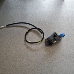 Aizmugurējo kreiso durvju slēdzene priekš AUDI A4 1996