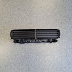 Mērinstrumentu paneļa gaisa vads, centrā priekš OPEL ASTRA H 2006