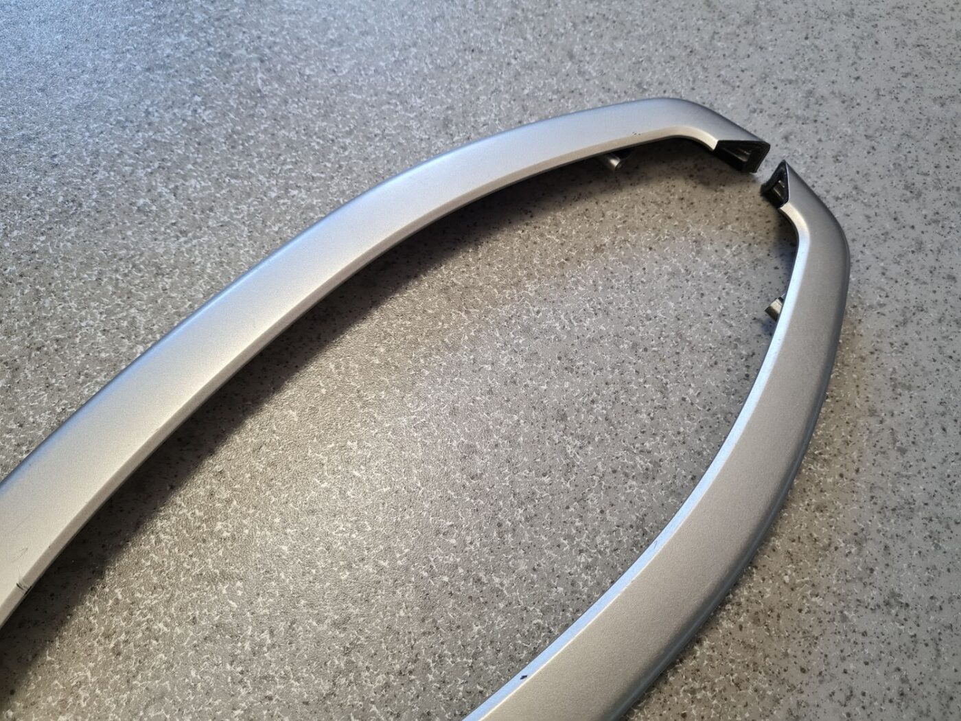 Mērinstrumentu paneļa uzlika priekš NISSAN X-TRAIL 2008