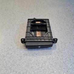 Krūzes turētājs priekš TOYOTA AVENSIS 2008