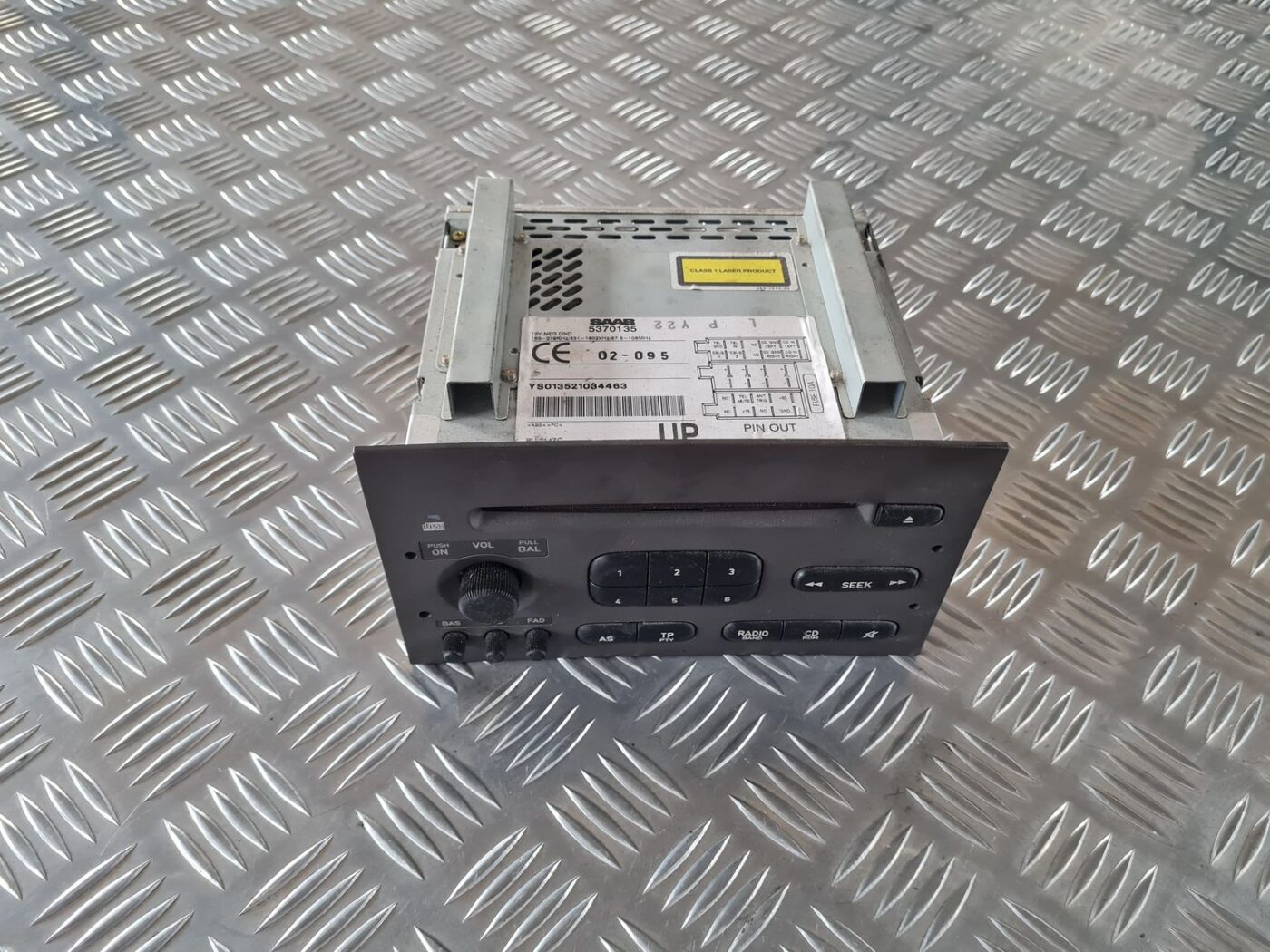 CD/DVD/Navigācijas bloks priekš SAAB 9-5 1999 1 CD/DVD/Navigācijas bloks priekš SAAB 9-5 1999