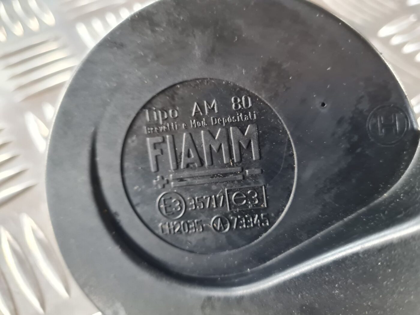 Skaņas signāls priekš SAAB 9-5 1999