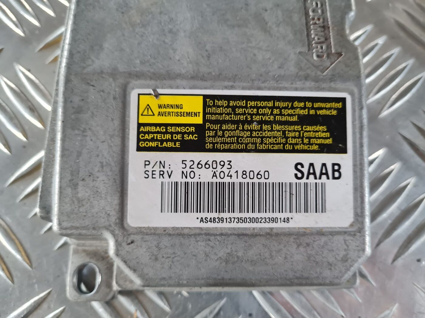 Drošības spilvena vadības bloks priekš SAAB 9-5 1999 2 Drošības spilvena vadības bloks priekš SAAB 9-5 1999