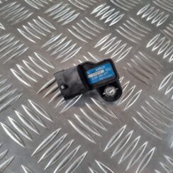 Ieplūdes kolektora spiediena devējs priekš SAAB 9-5 1999