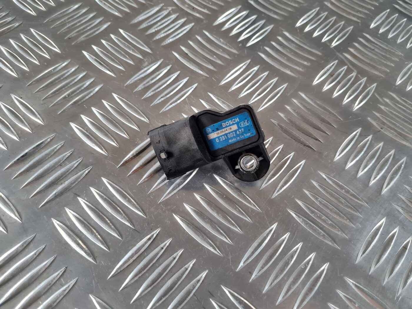 Ieplūdes kolektora spiediena devējs priekš SAAB 9-5 1999