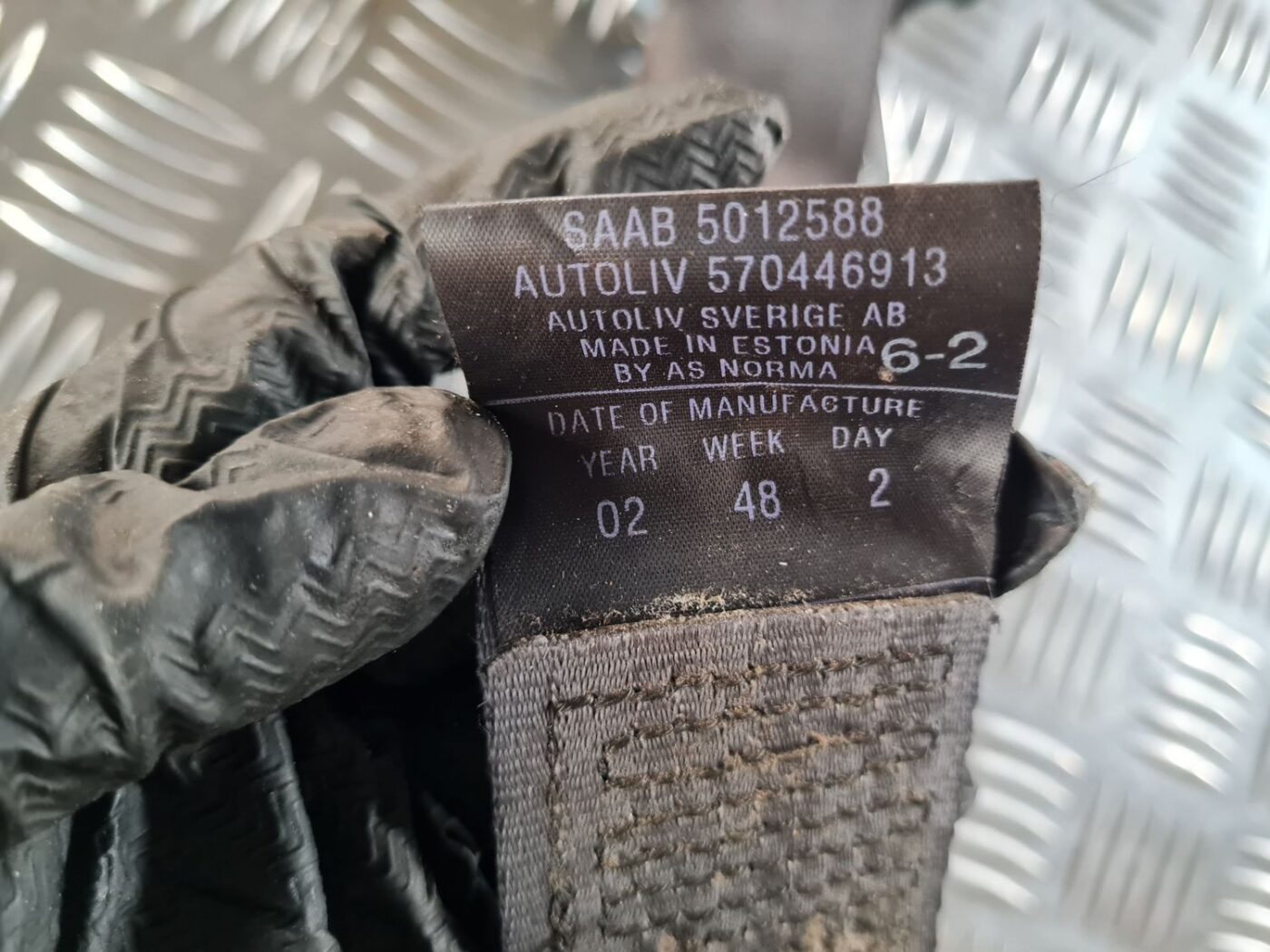 Aizmugurējā kreisa drošības josta priekš SAAB 9-5 1999 5 Aizmugurējā kreisa drošības josta priekš SAAB 9-5 1999