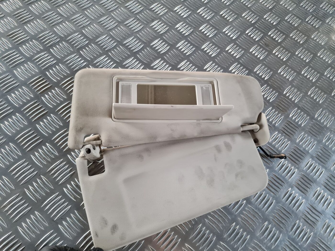 Saules aizsargs priekš SAAB 9-5 1999