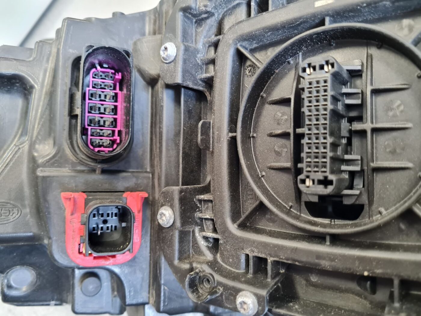 Priekšējais kreisais lukturis priekš AUDI A6 2012-2017 8 Priekšējais kreisais lukturis priekš AUDI A6 2012-2017