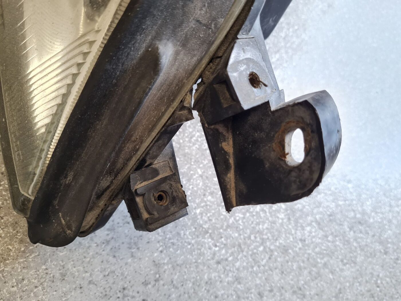 Priekšējais labais lukturis priekš OPEL VECTRA B 1995-2000