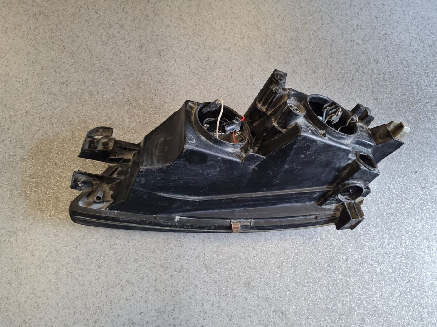 Priekšējais labais lukturis priekš OPEL VECTRA B 1995-2000