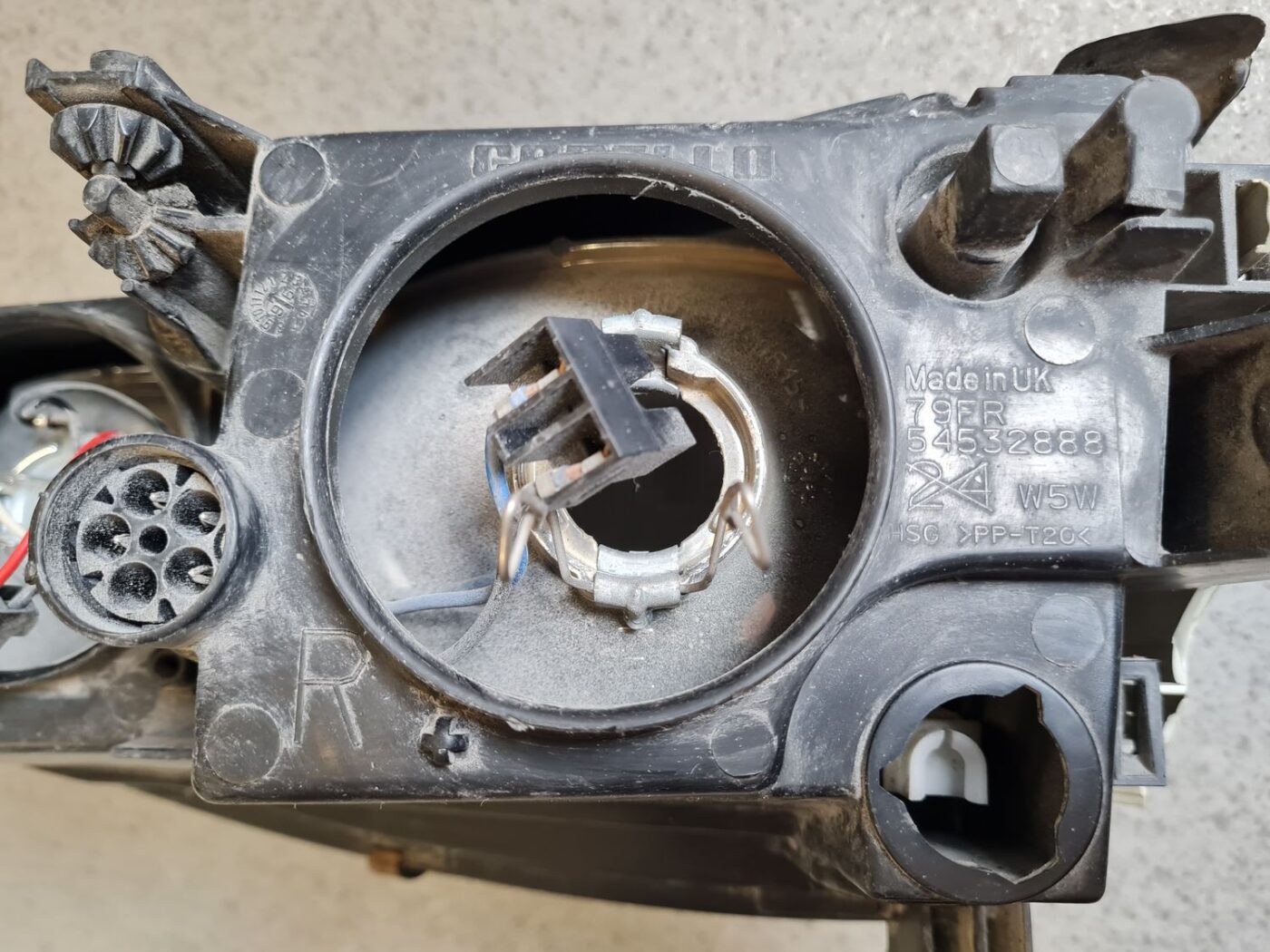 Priekšējais labais lukturis priekš OPEL VECTRA B 1995-2000