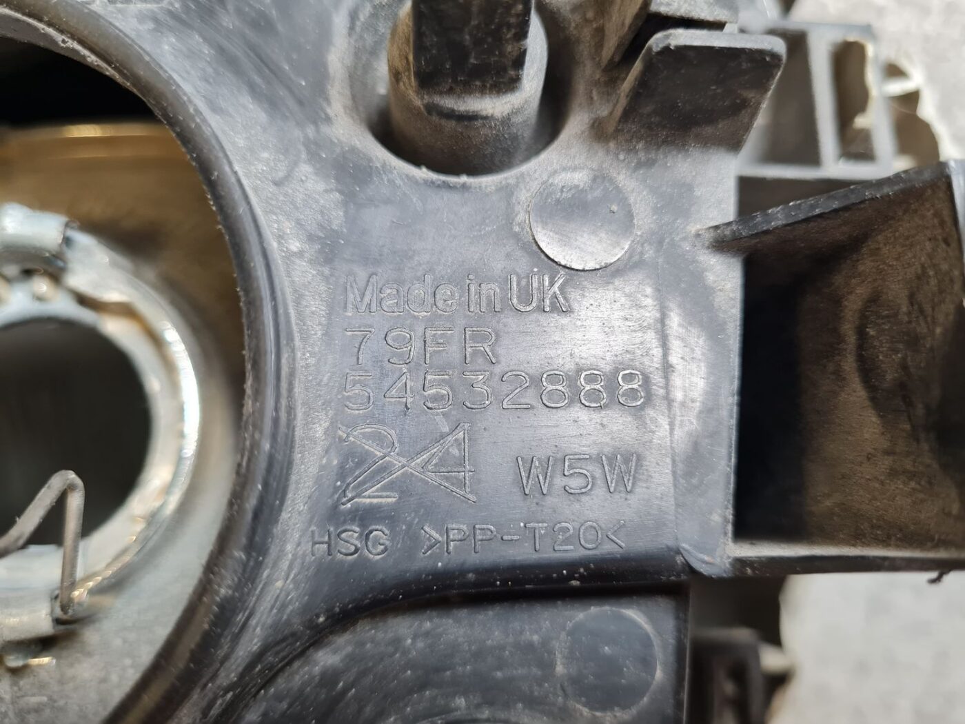 Priekšējais labais lukturis priekš OPEL VECTRA B 1995-2000