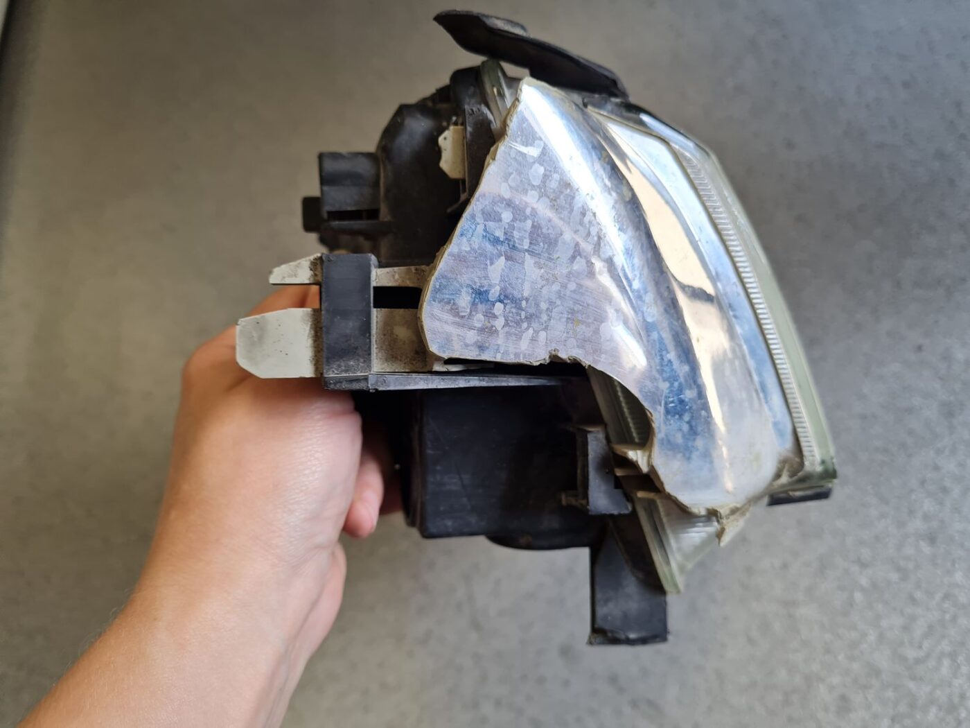 Priekšējais labais lukturis priekš OPEL VECTRA B 1995-2000