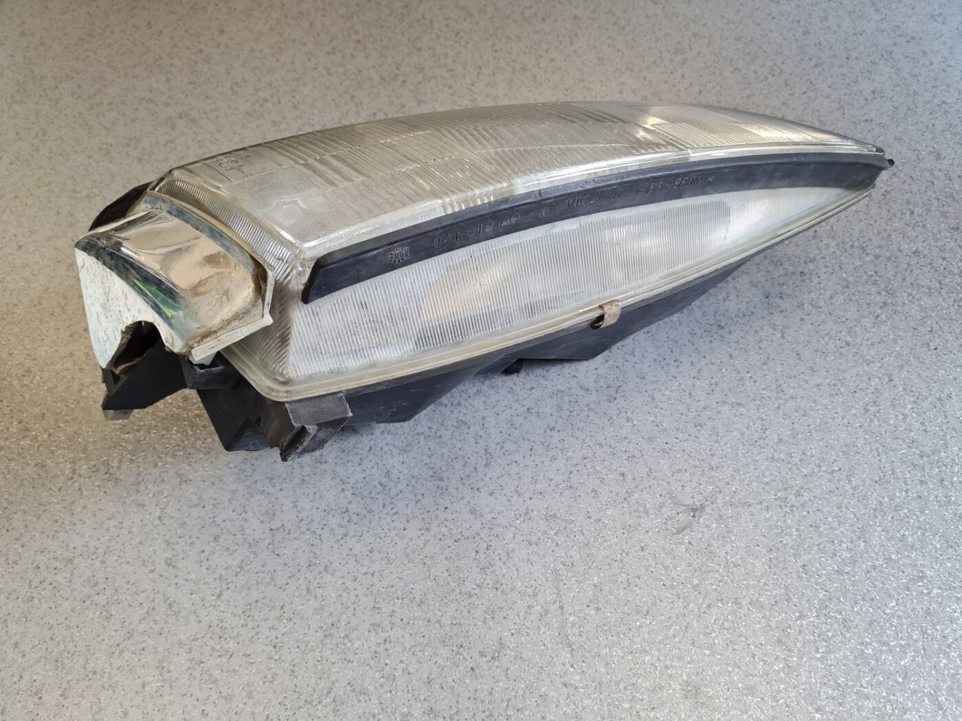 Priekšējais labais lukturis priekš OPEL VECTRA B 1995-2000