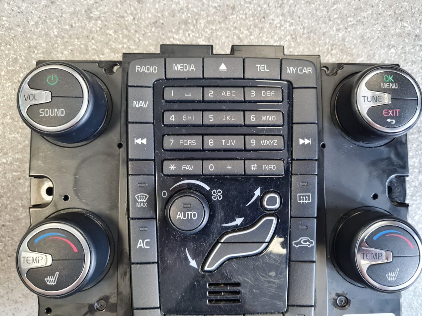 Klimata kontroles bloks priekš VOLVO XC60 2009