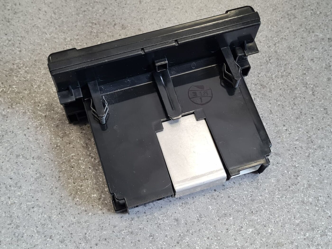 Displejs priekš VOLVO C30 2008 TURQUOISE