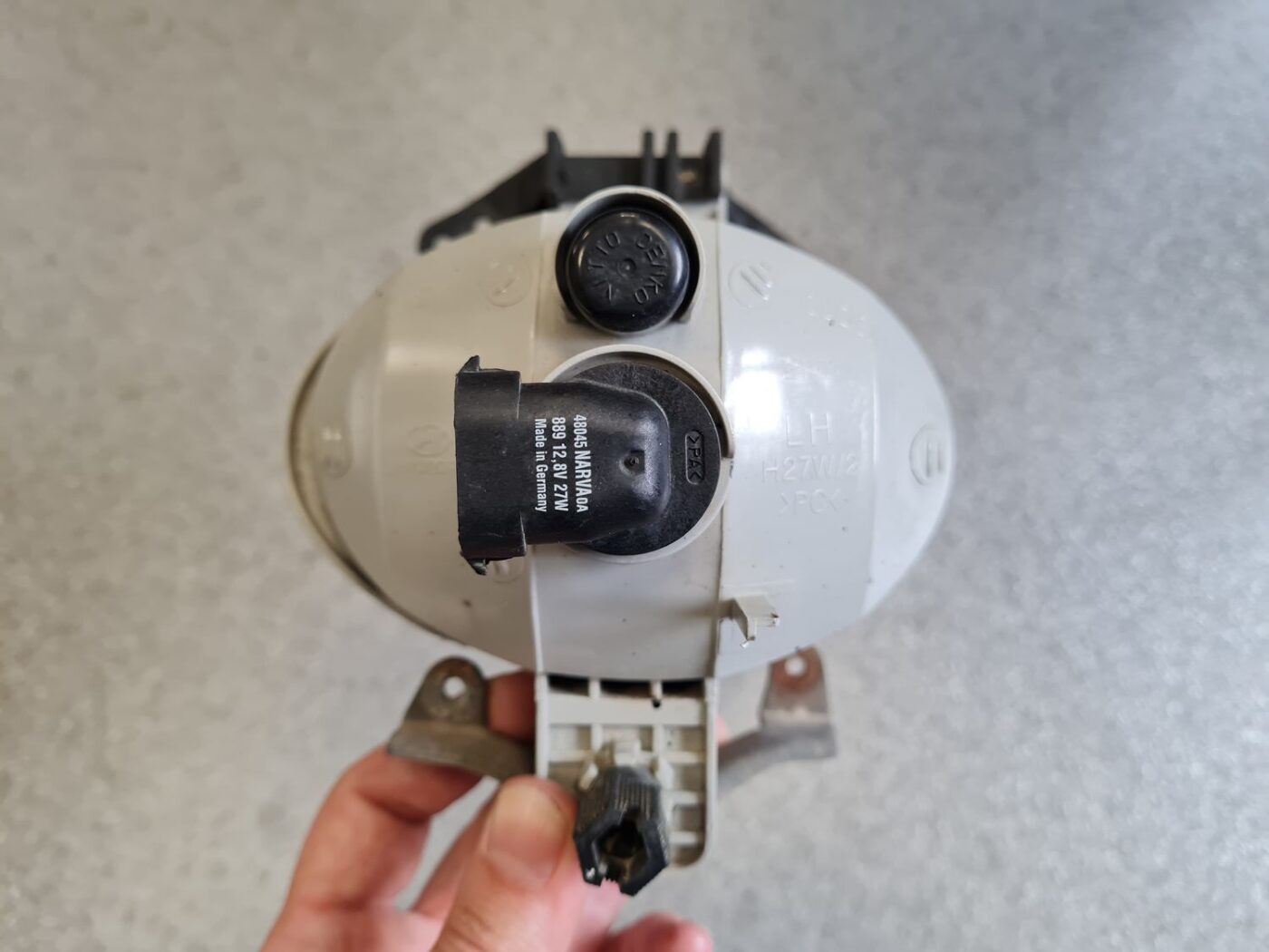 Miglas lukturis priekšā pa kreisi priekš Hyundai Santa Fe 2006-2012 7 Miglas lukturis priekšā pa kreisi priekš Hyundai Santa Fe 2006-2012