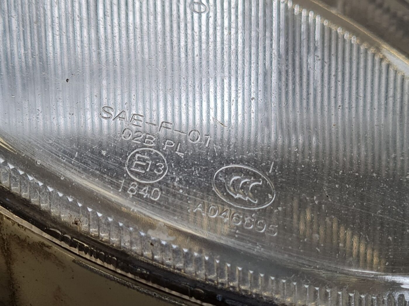 Miglas lukturis priekšā pa kreisi priekš Hyundai Santa Fe 2006-2012 3 Miglas lukturis priekšā pa kreisi priekš Hyundai Santa Fe 2006-2012