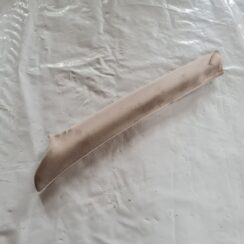 Priekšējas salona statnes apdare priekš SAAB 9-5 1999