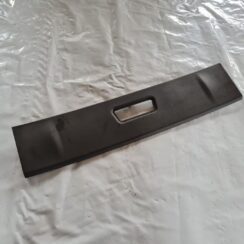 Bagāžnieka nodalījuma griestu uzlika priekš SAAB 9-5 1999