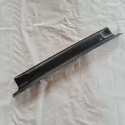 Bagāžnieka nodalījuma plastmasa priekš SAAB 9-5 1999