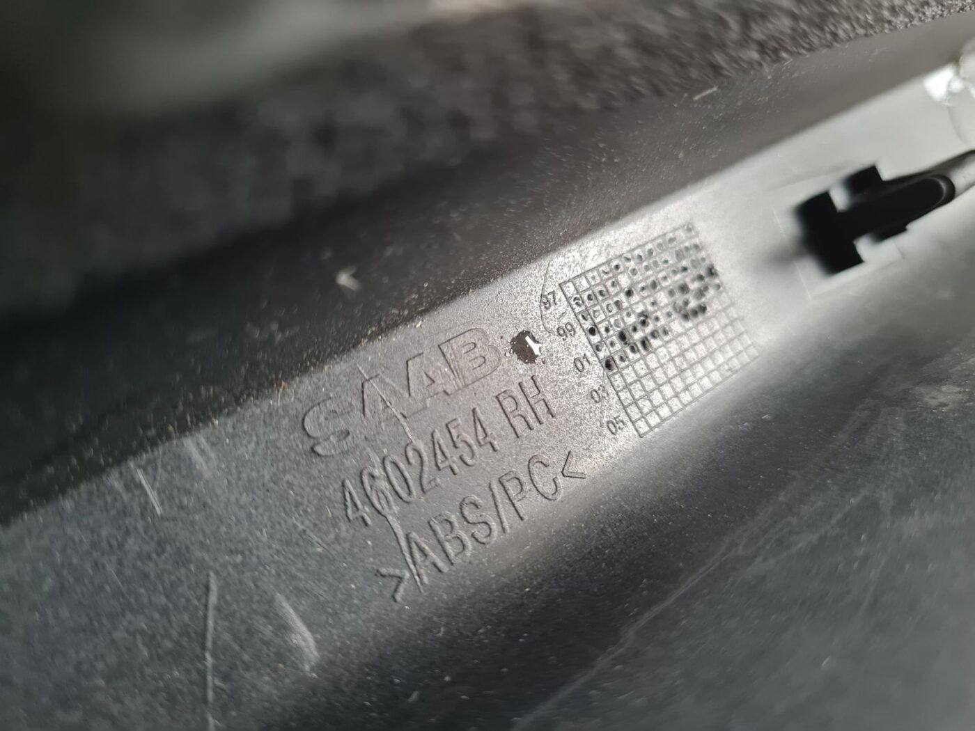 Durvju stikla moldings priekš SAAB 9-5 1999 3 Durvju stikla moldings priekš SAAB 9-5 1999