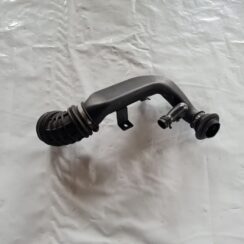 Gaisa filtra korpusa caurule priekš SAAB 9-5 1999