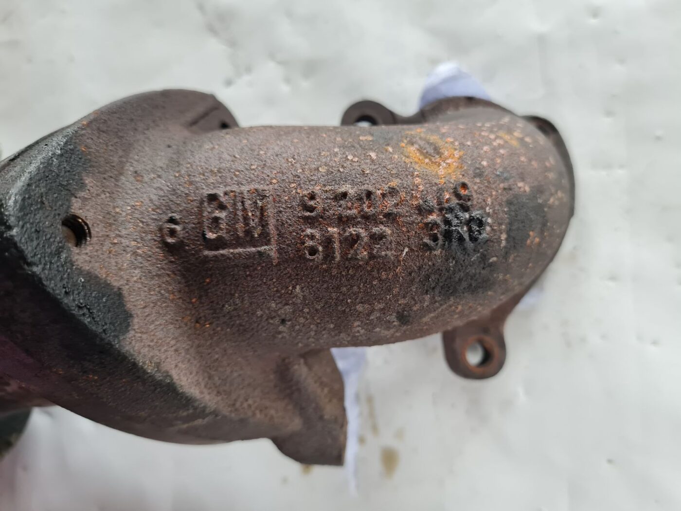 Izplūdes sistēmas izpūtējs priekš SAAB 9-5 1999 3 Izplūdes sistēmas izpūtējs priekš SAAB 9-5 1999