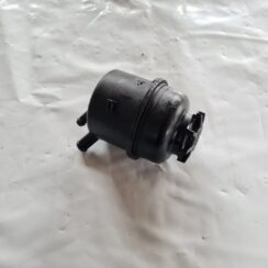 Stūres pastiprinātāja tvertne priekš SAAB 9-5 1999