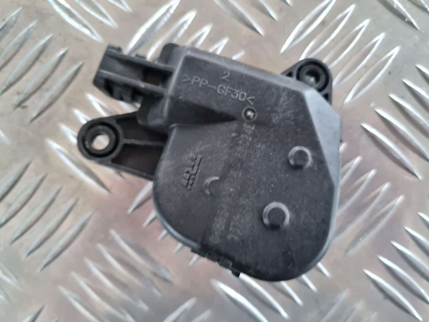 Apsildes sistēmas aktuators priekš CHRYSLER VOYAGER 2006 2 Apsildes sistēmas aktuators priekš CHRYSLER VOYAGER 2006