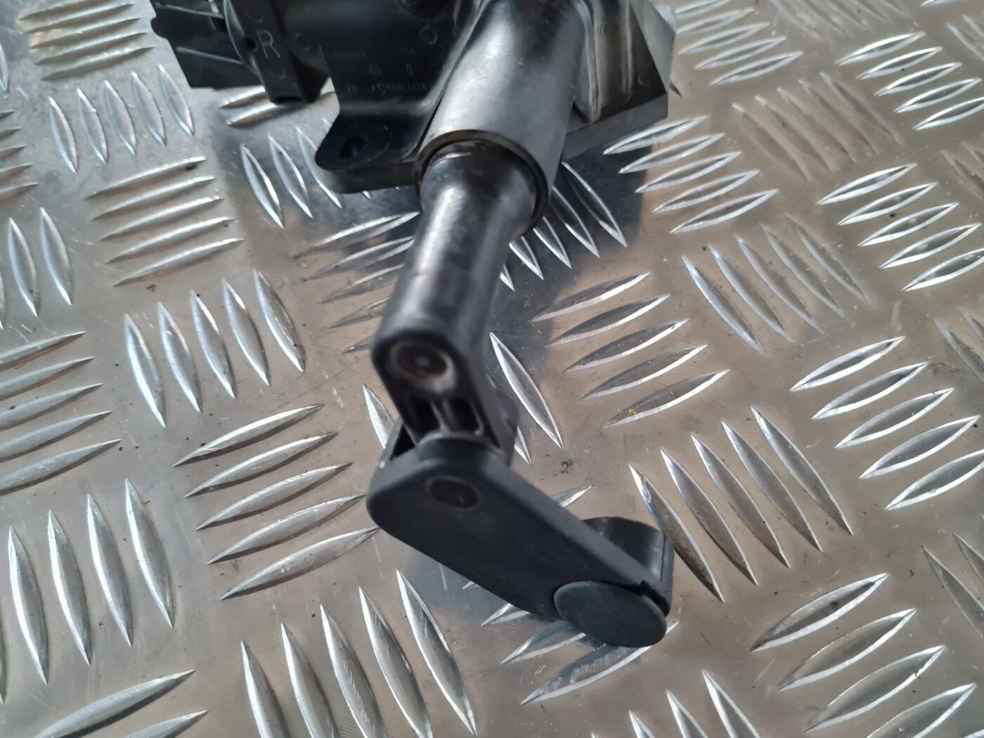 Sānu stikla atvēršanas mehānisms priekš CHRYSLER VOYAGER 2006