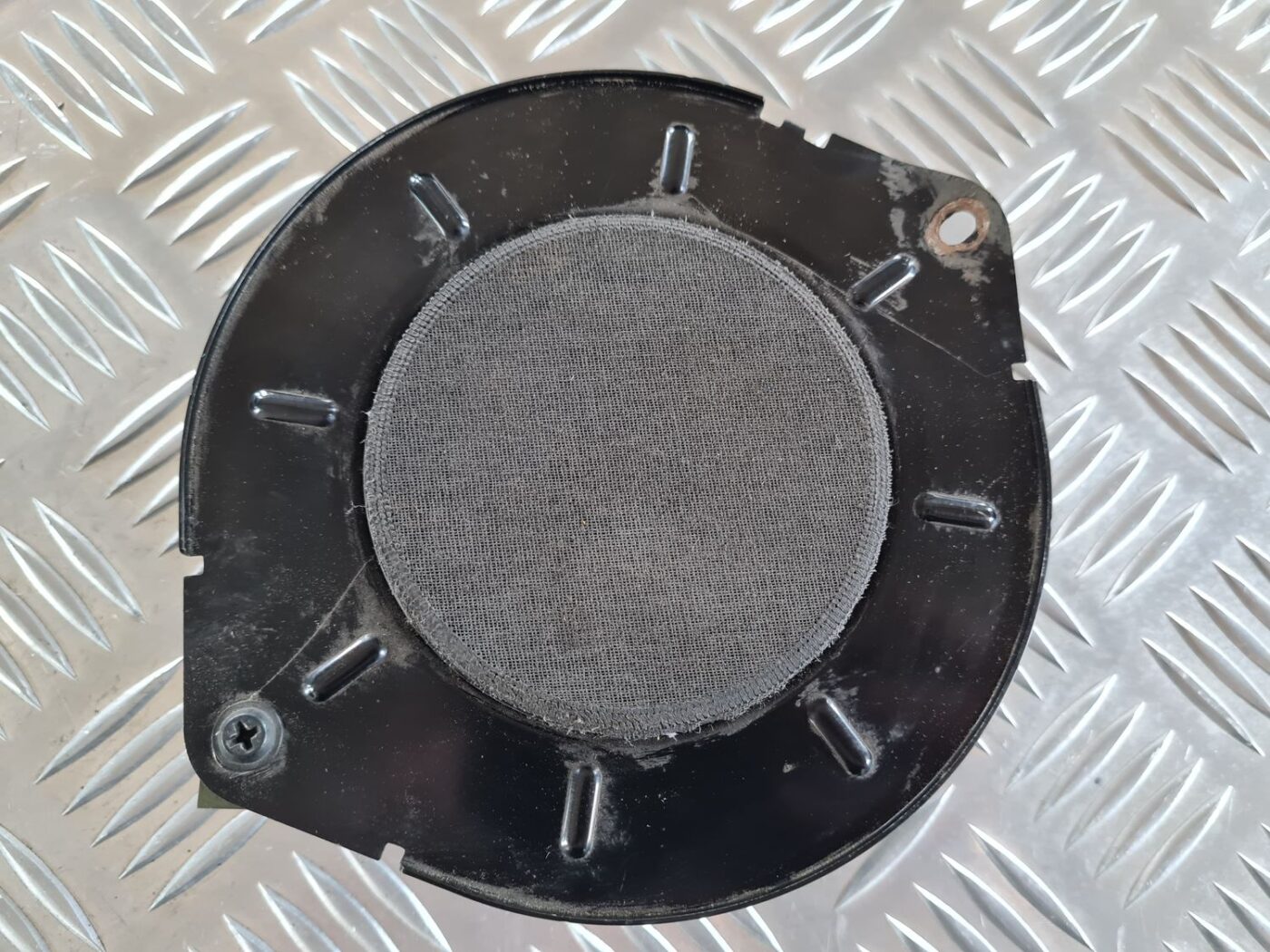 Mērinstrumentu paneļa skaļrunis priekš CHRYSLER VOYAGER 2006