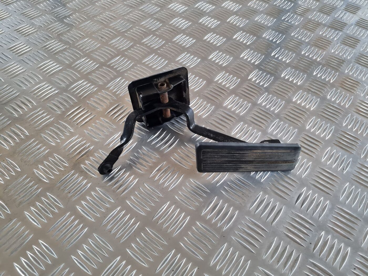 Gāzes pedālis priekš CHRYSLER VOYAGER 2006