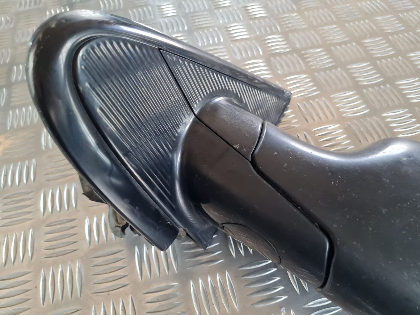 Ārējais spogulis, pa kreisi priekš CHRYSLER VOYAGER 2006