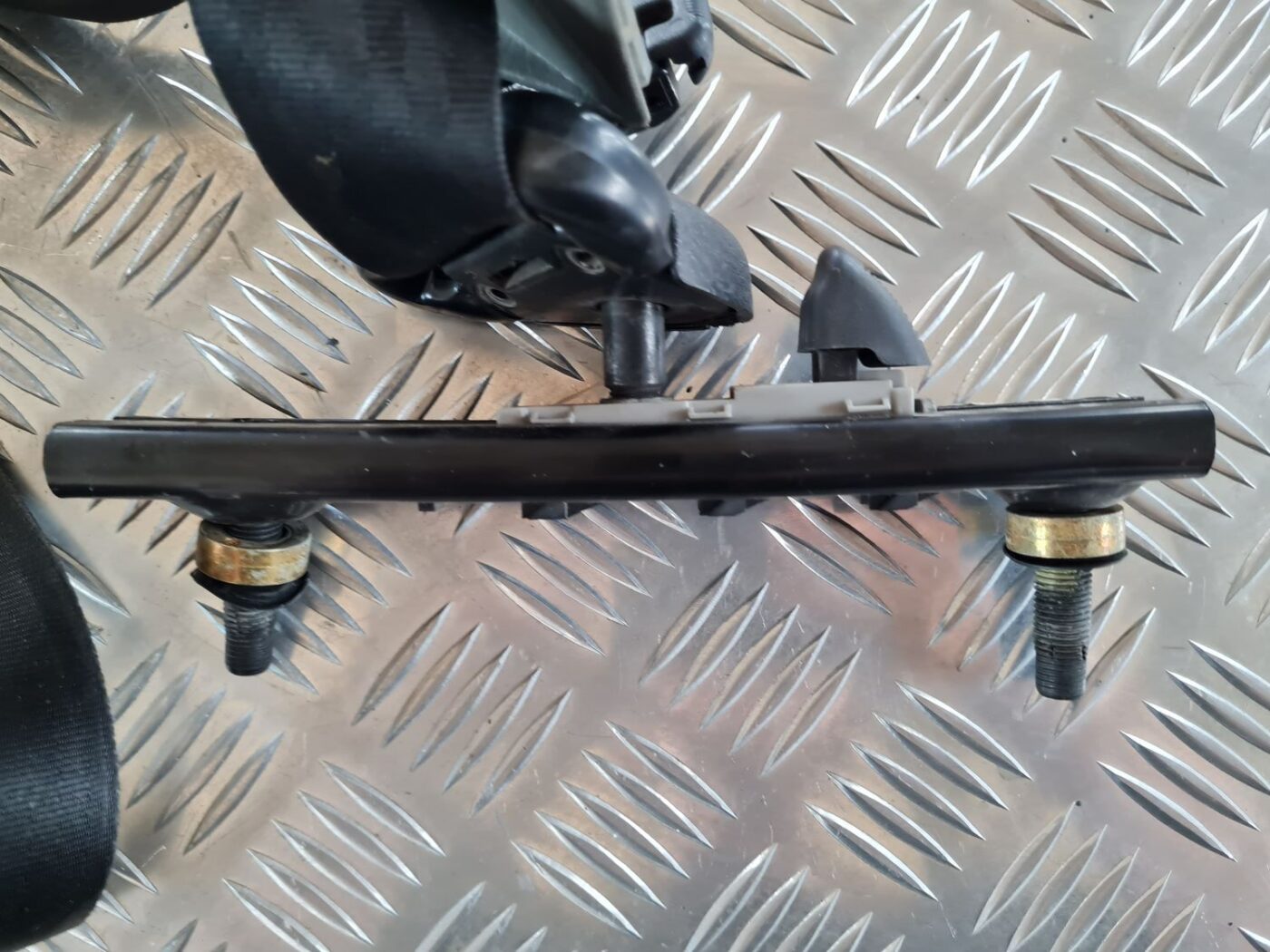 Priekšējā kreisā drošības josta priekš CHRYSLER VOYAGER 2006 8 Priekšējā kreisā drošības josta priekš CHRYSLER VOYAGER 2006