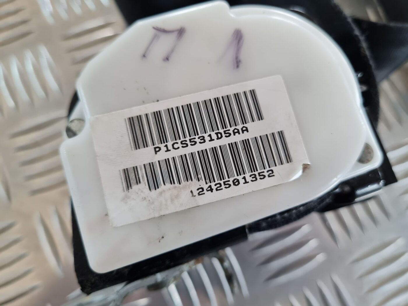 Priekšējā kreisā drošības josta priekš CHRYSLER VOYAGER 2006 3 Priekšējā kreisā drošības josta priekš CHRYSLER VOYAGER 2006